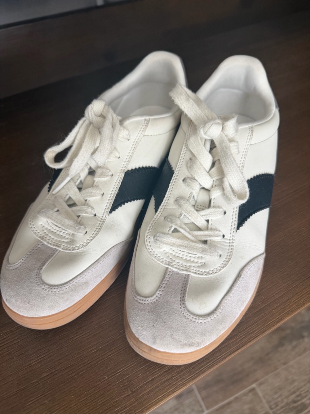 Women’s White Sneakers with Black Side Stripe